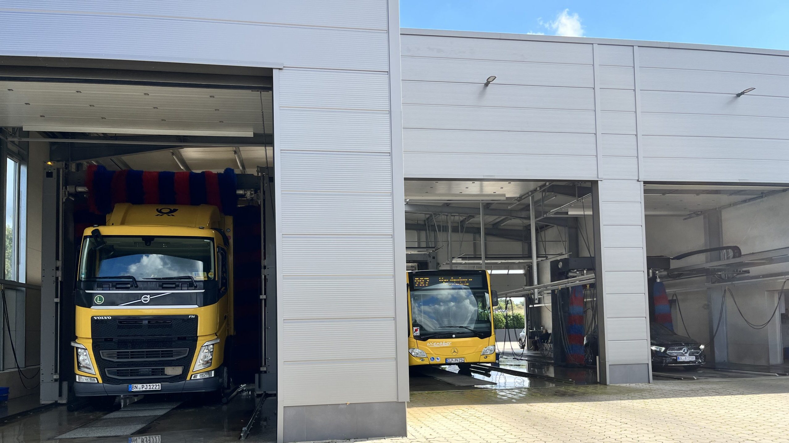 Außenansicht BG Wash GmbH Ausfahrt